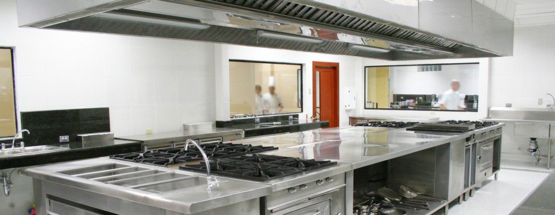 commercial kitchen cleaning